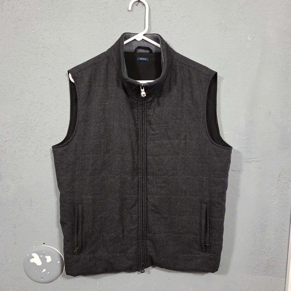 Peter Millar Collection Excursionist Wool Vest Ch… - image 1